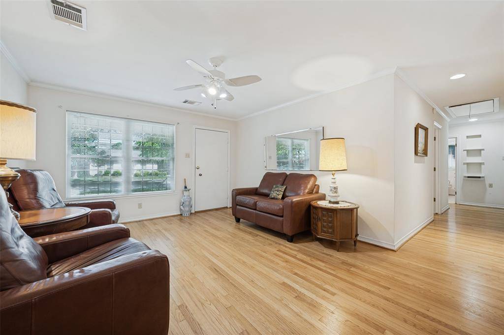 9307 Leaside Drive, Dallas, TX 75238