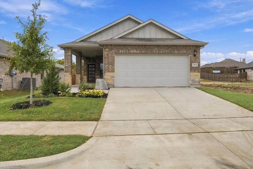 202 Winchester Lane, Sherman, TX 75092