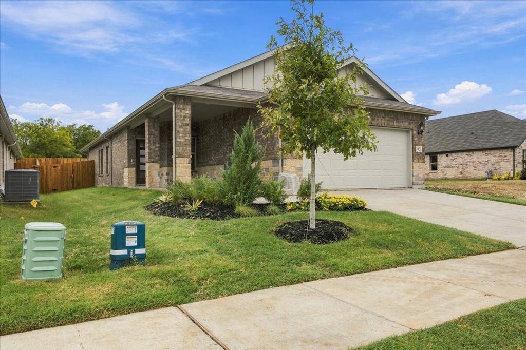 202 Winchester Lane, Sherman, TX 75092