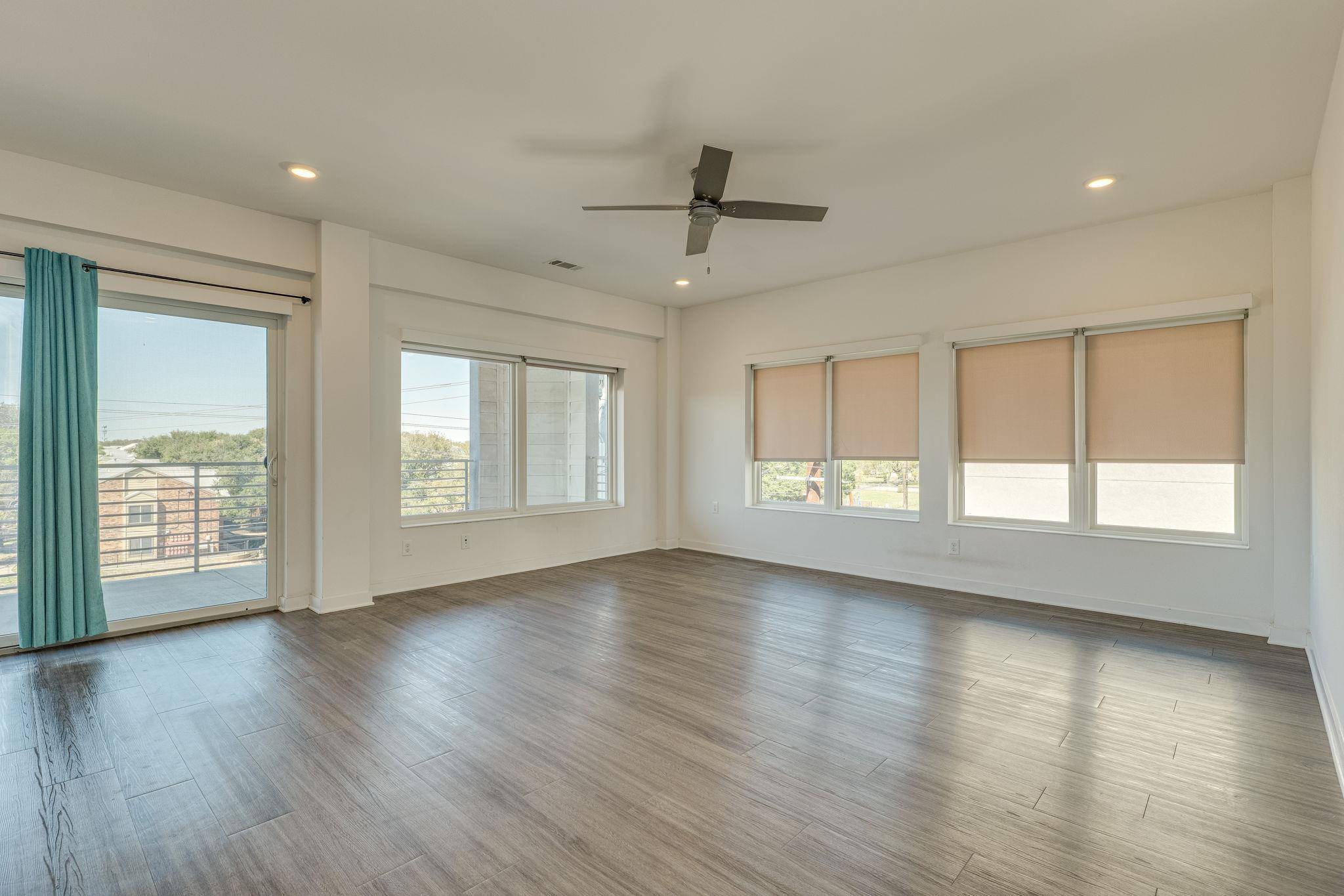 4361 S Congress Ave #401, Austin, TX 78745