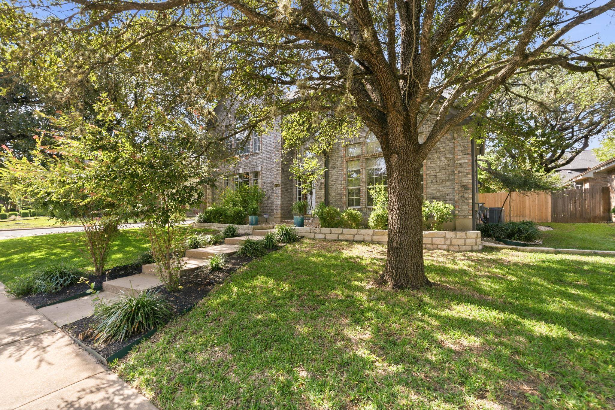 10416 Walpole LN, Austin, TX 78739