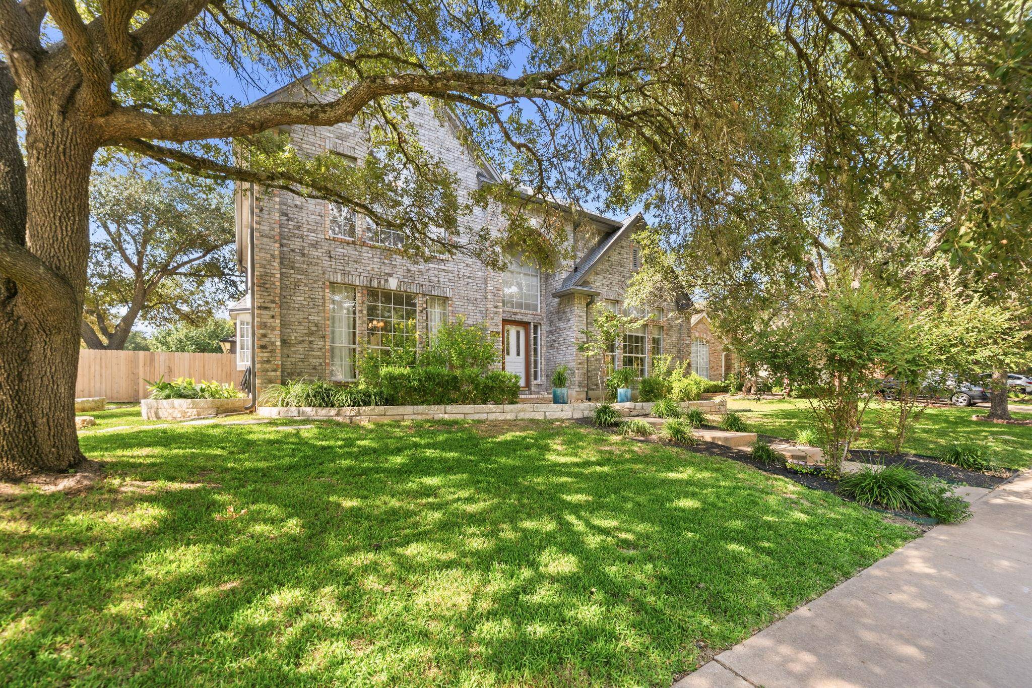 10416 Walpole LN, Austin, TX 78739