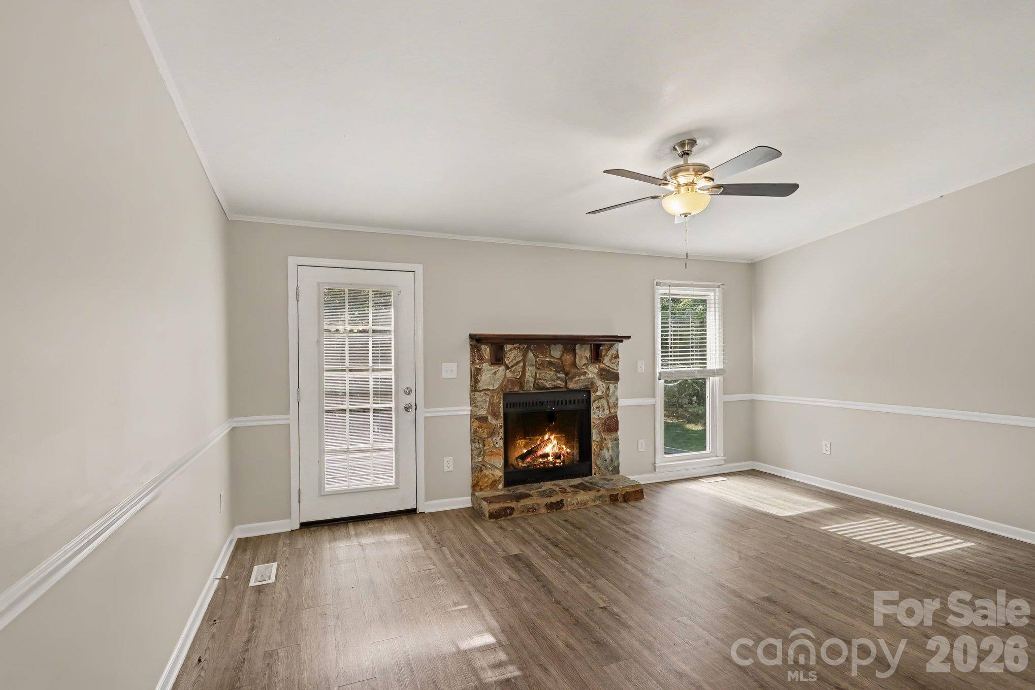 8204 Strawberry Point DR, Charlotte, NC 28215