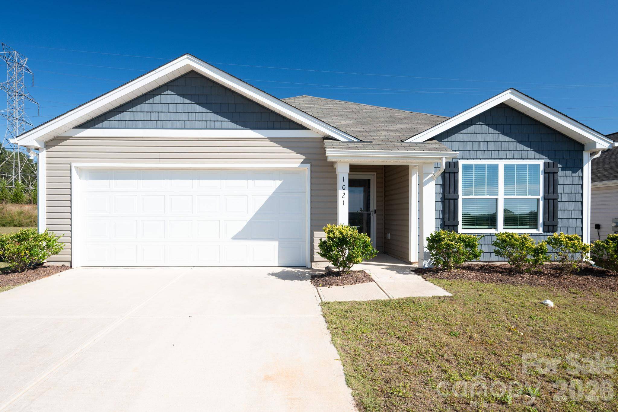 1021 Foxberry LN, Maiden, NC 28650