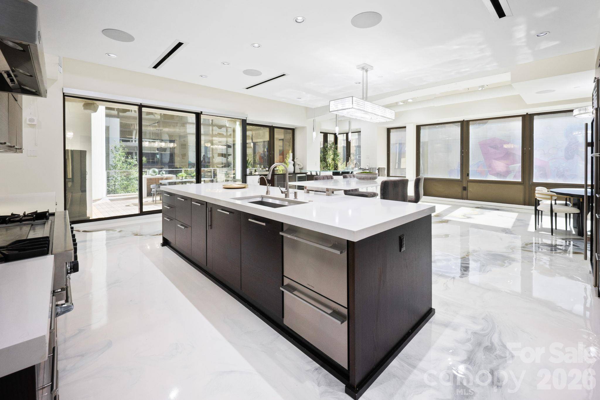 139 Tryon ST, Charlotte, NC 28202