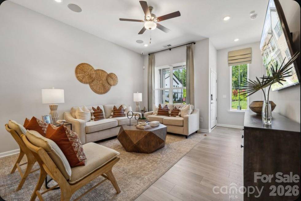 21234 Lake Run DR, Charlotte, NC 28278