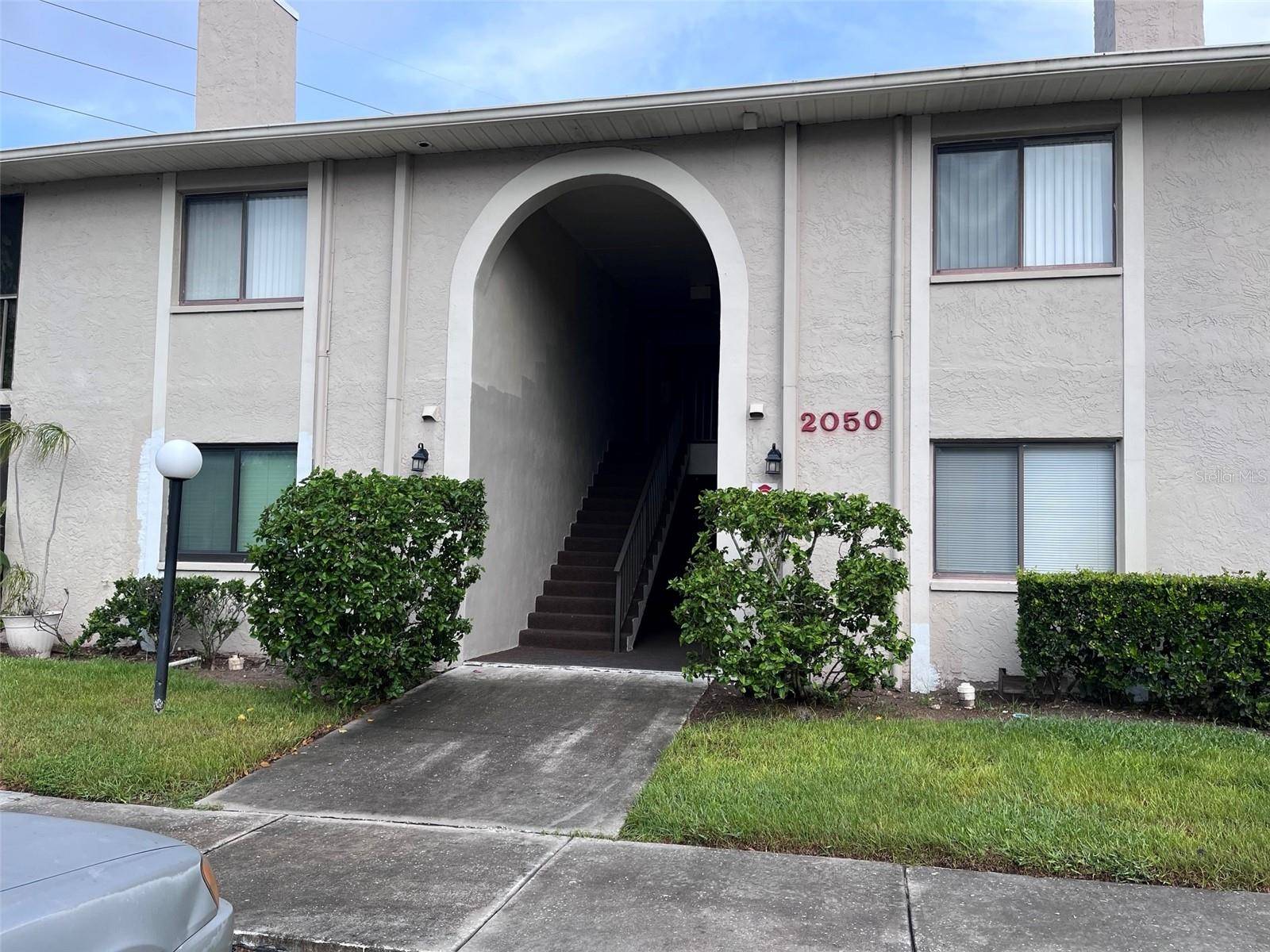 2050 HUNTERS GLEN DR #614, Dunedin, FL 34698