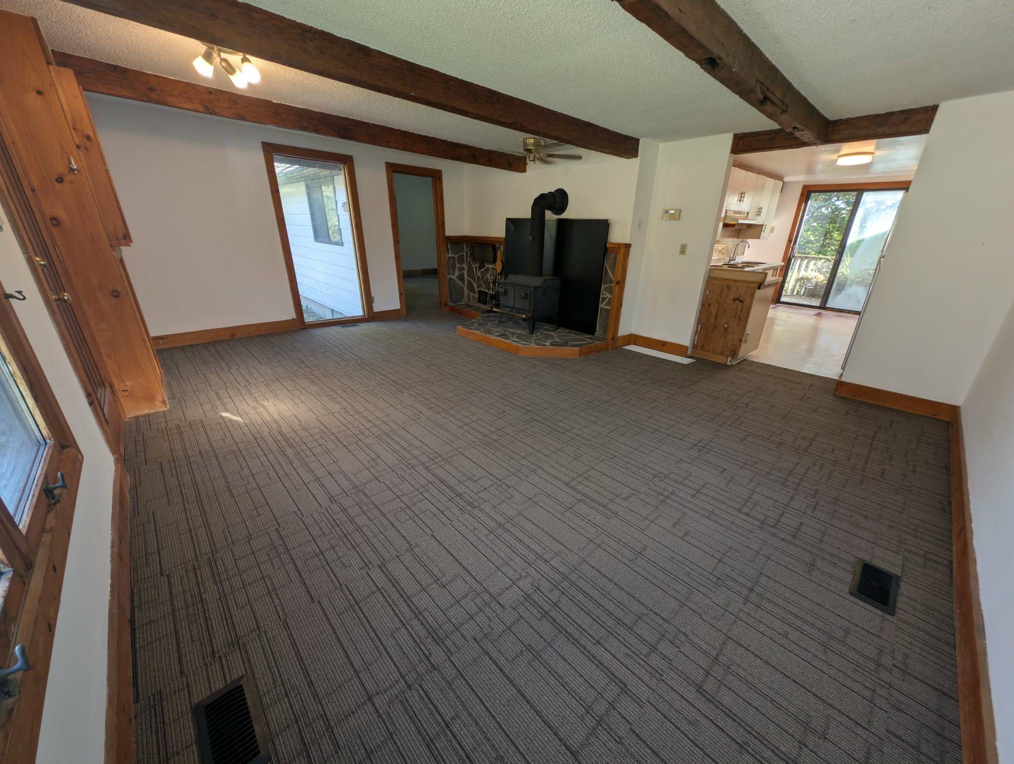 261 Lakeview BLVD, Georgina, ON L4P 2Y4