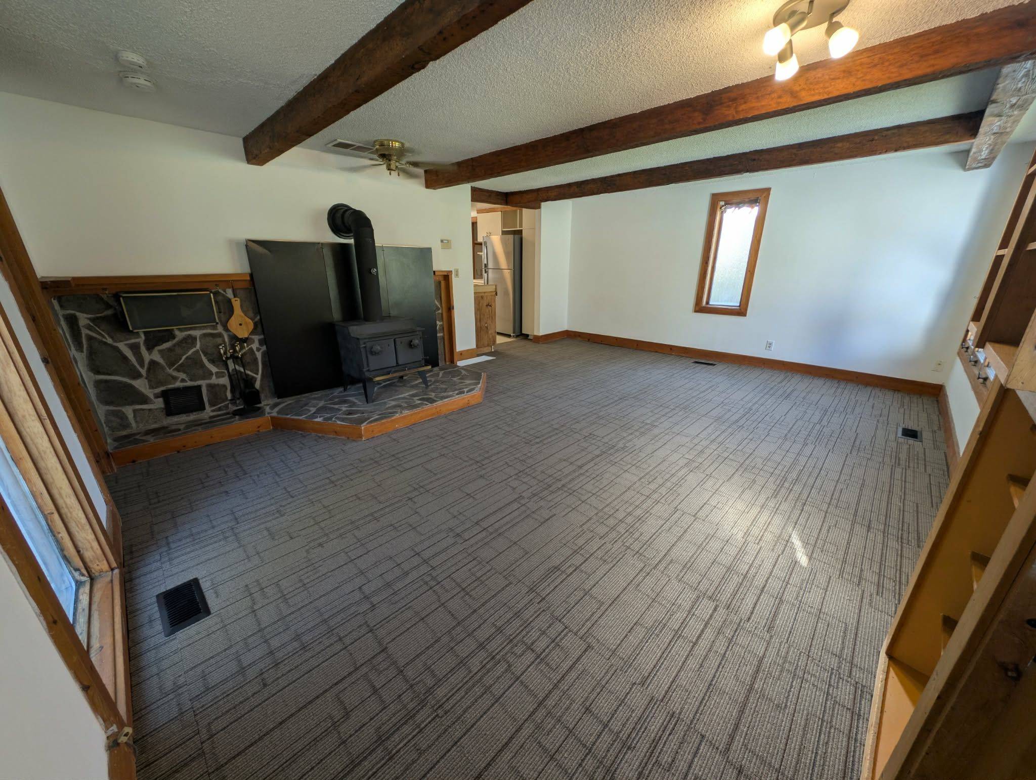 261 Lakeview BLVD, Georgina, ON L4P 2Y4