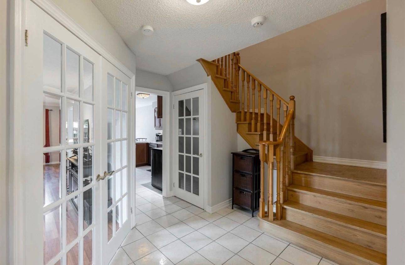 26 Ural CIR, Brampton, ON L6R 1H3