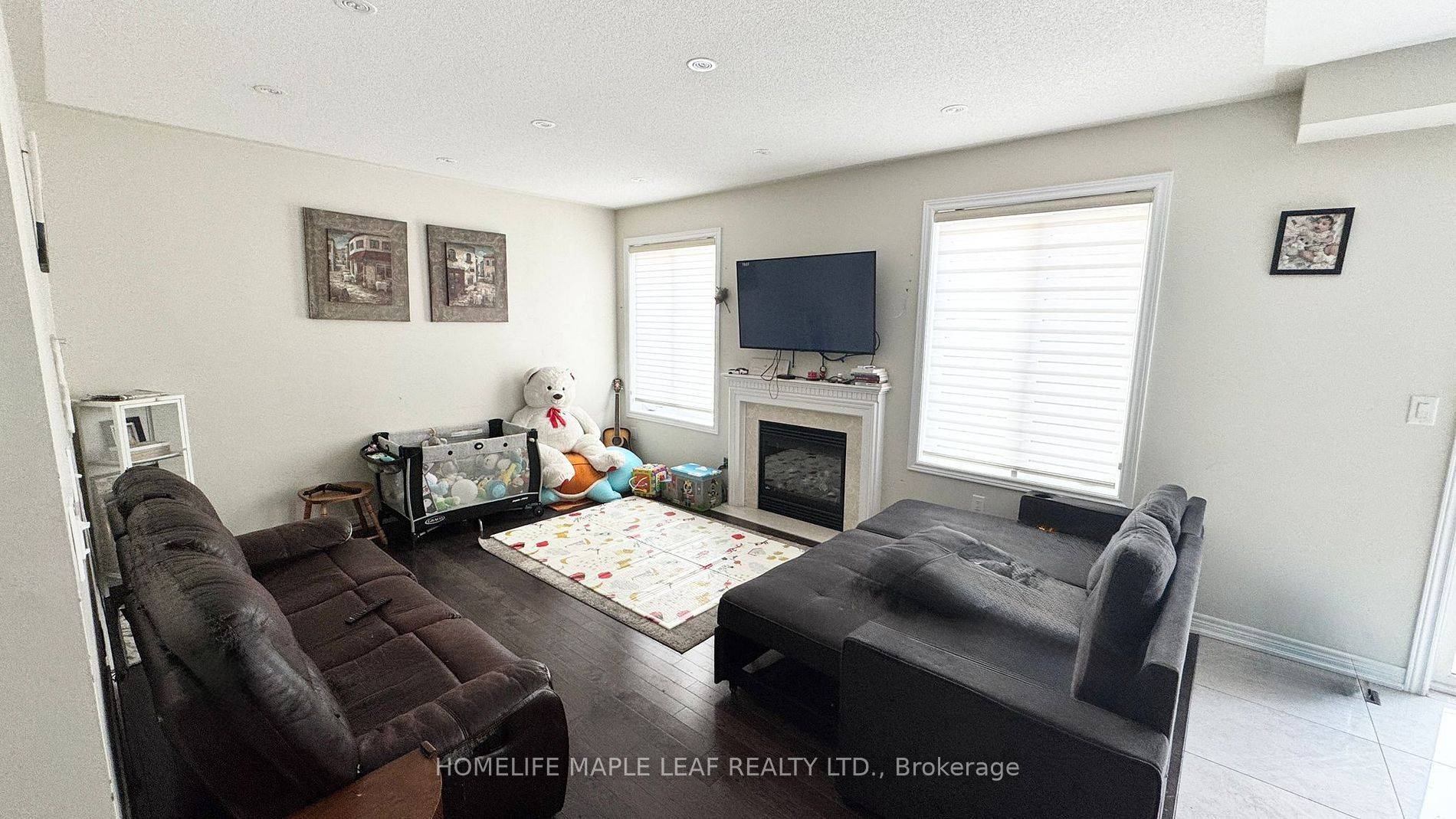 8 Ricardo RD, Brampton, ON L6P 3Z1