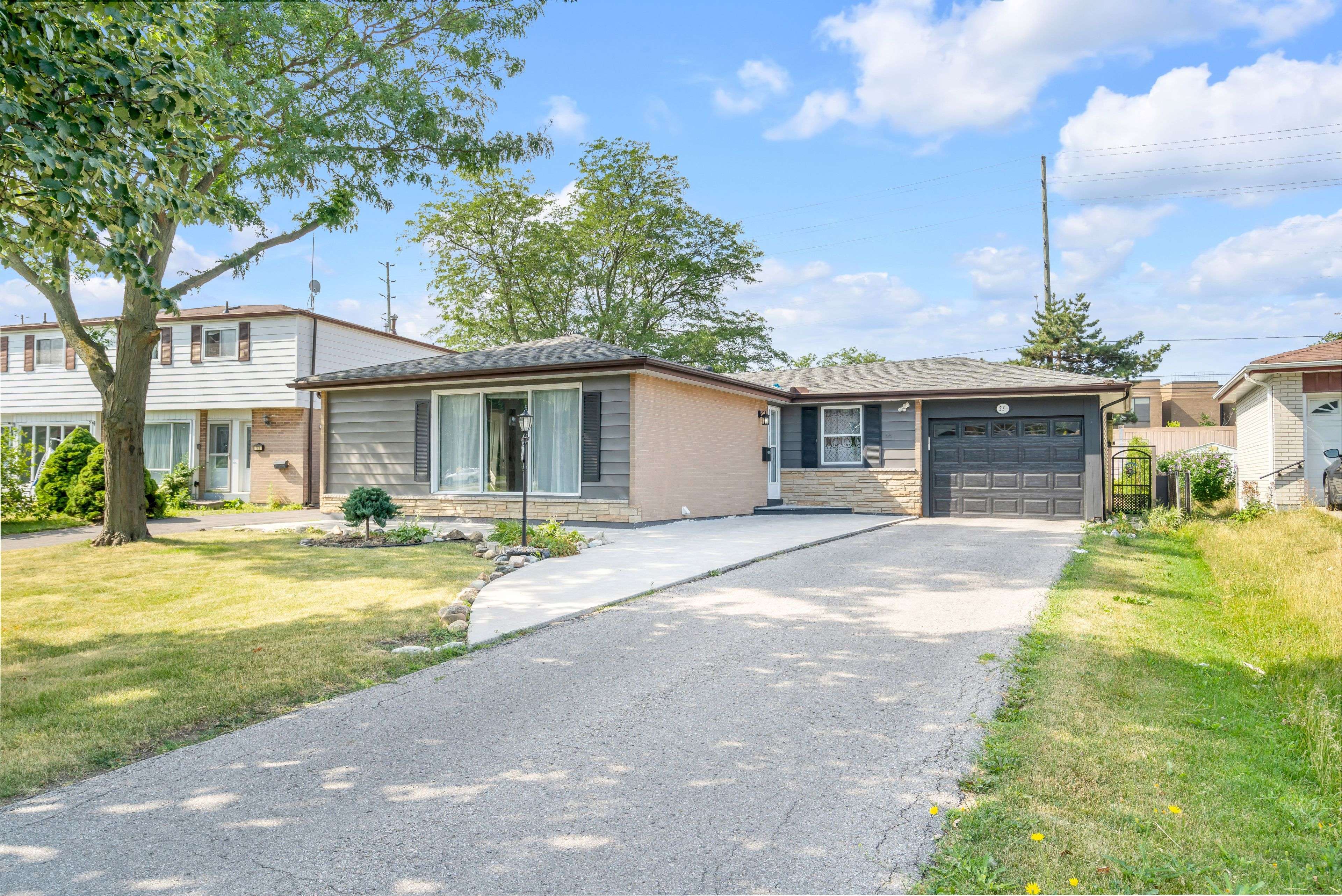 55 Brentwood DR, Brampton, ON L6T 1R1