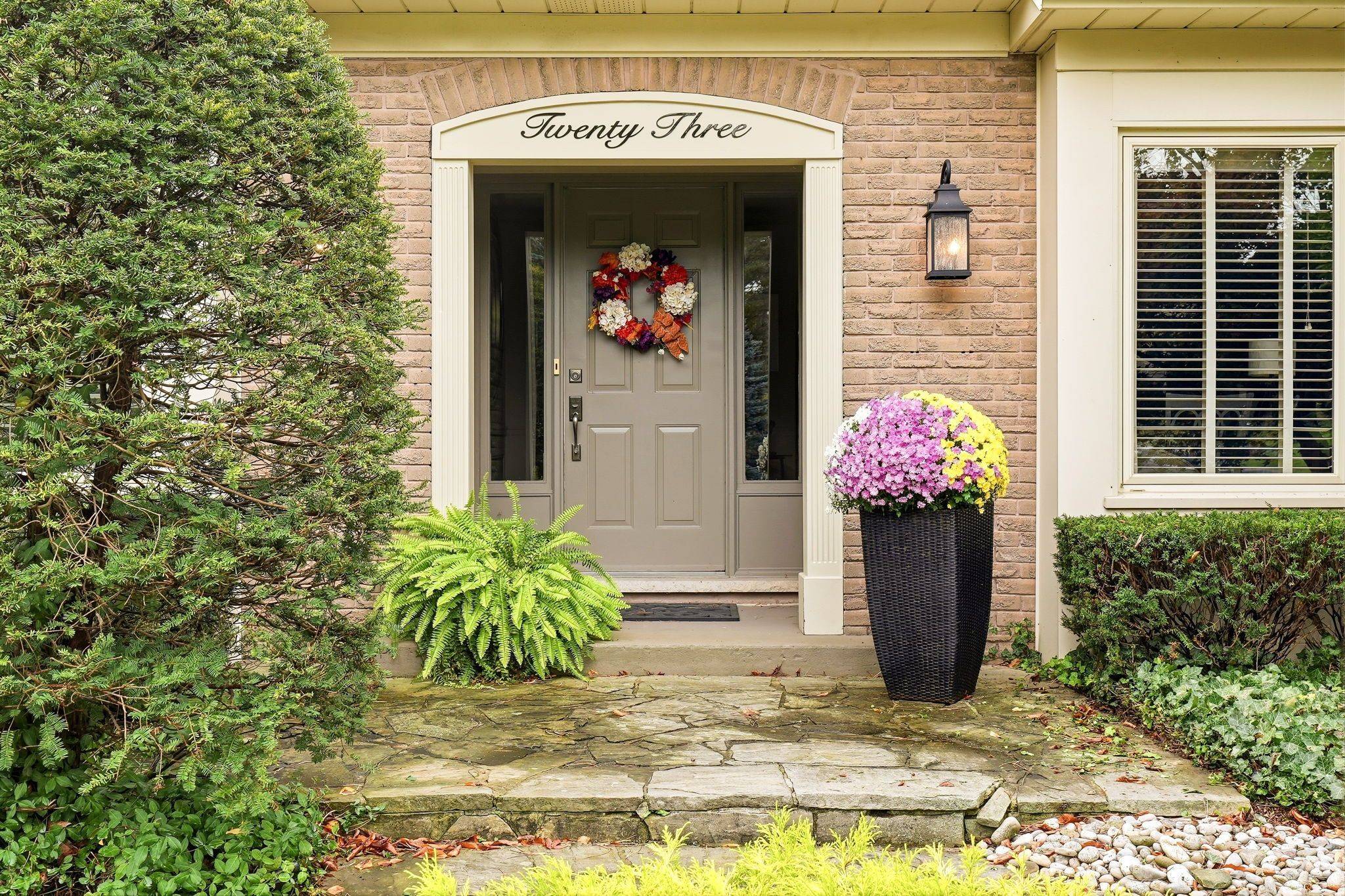 23 Cullum DR, Hamilton, ON L0R 1H2