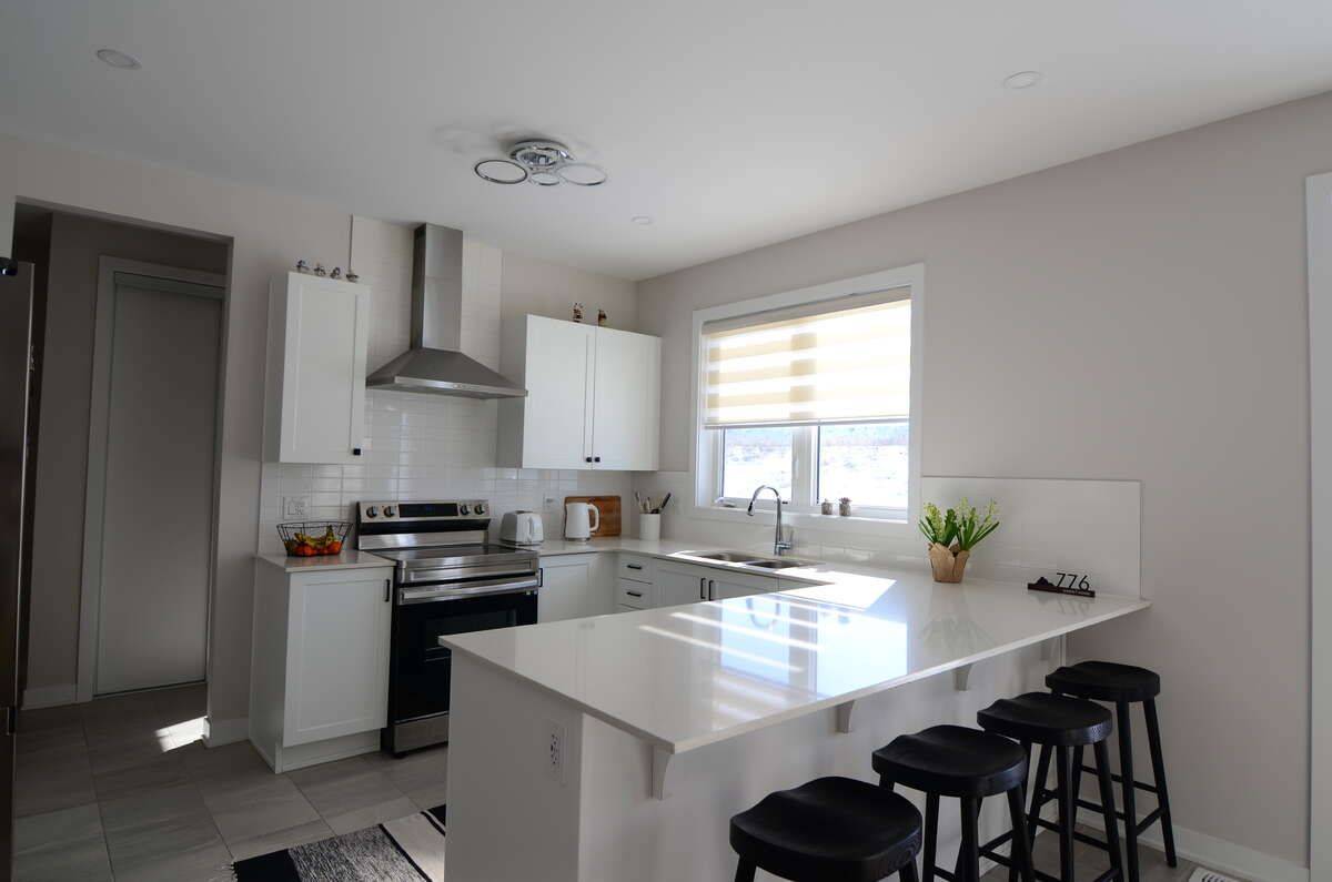 776 Eminence ST, Barrhaven, ON K2J 6X6