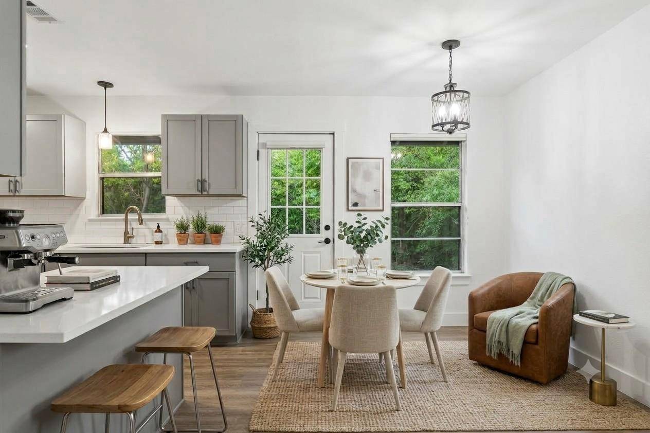 122 Havana ST, Austin, TX 78704