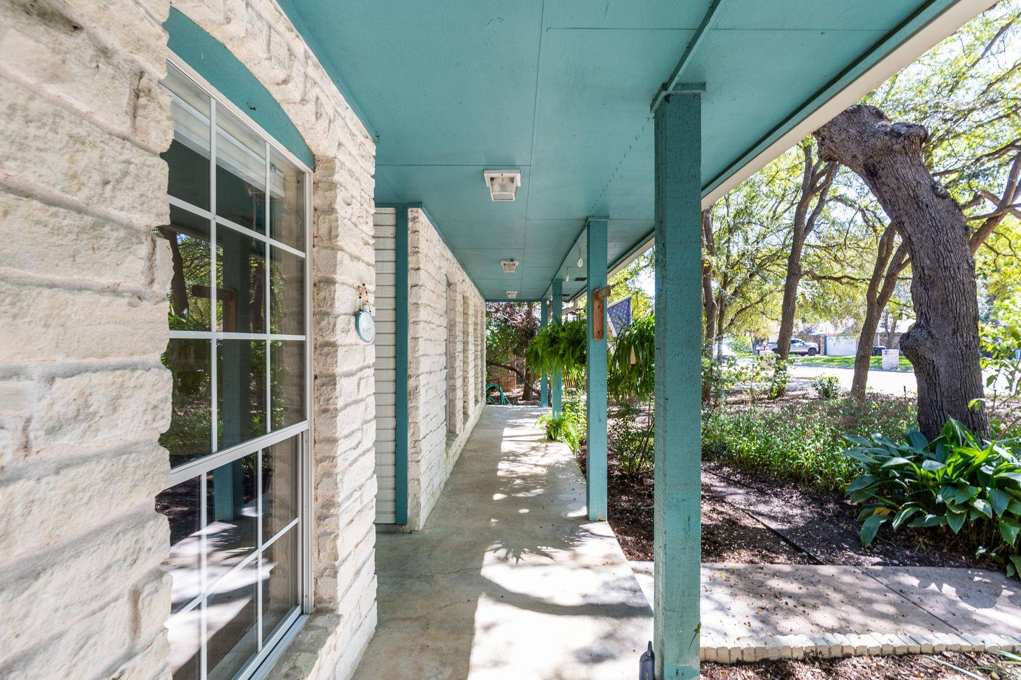 134 Canyon RD, Georgetown, TX 78628