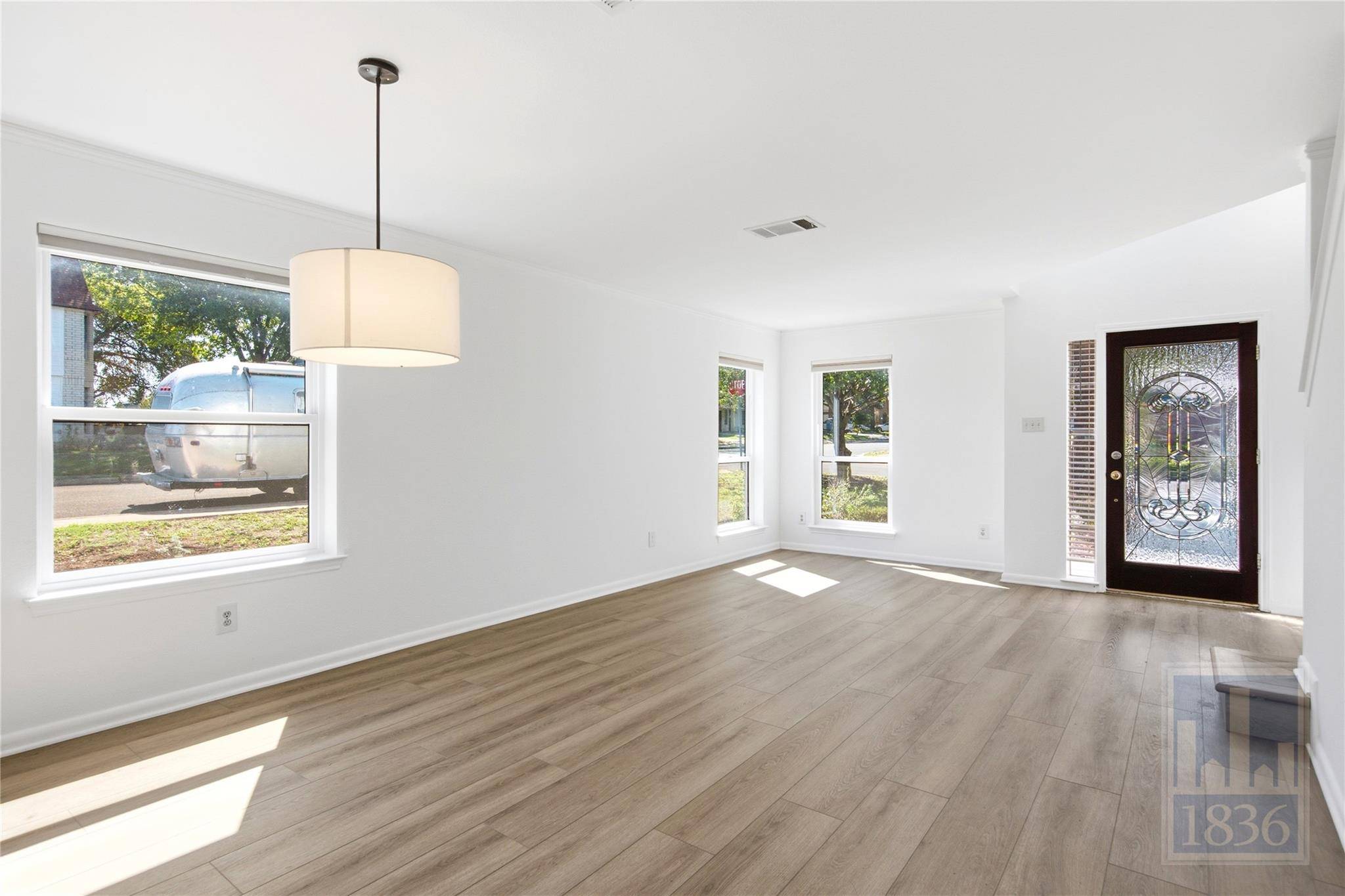 4200 Cortina DR, Austin, TX 78749