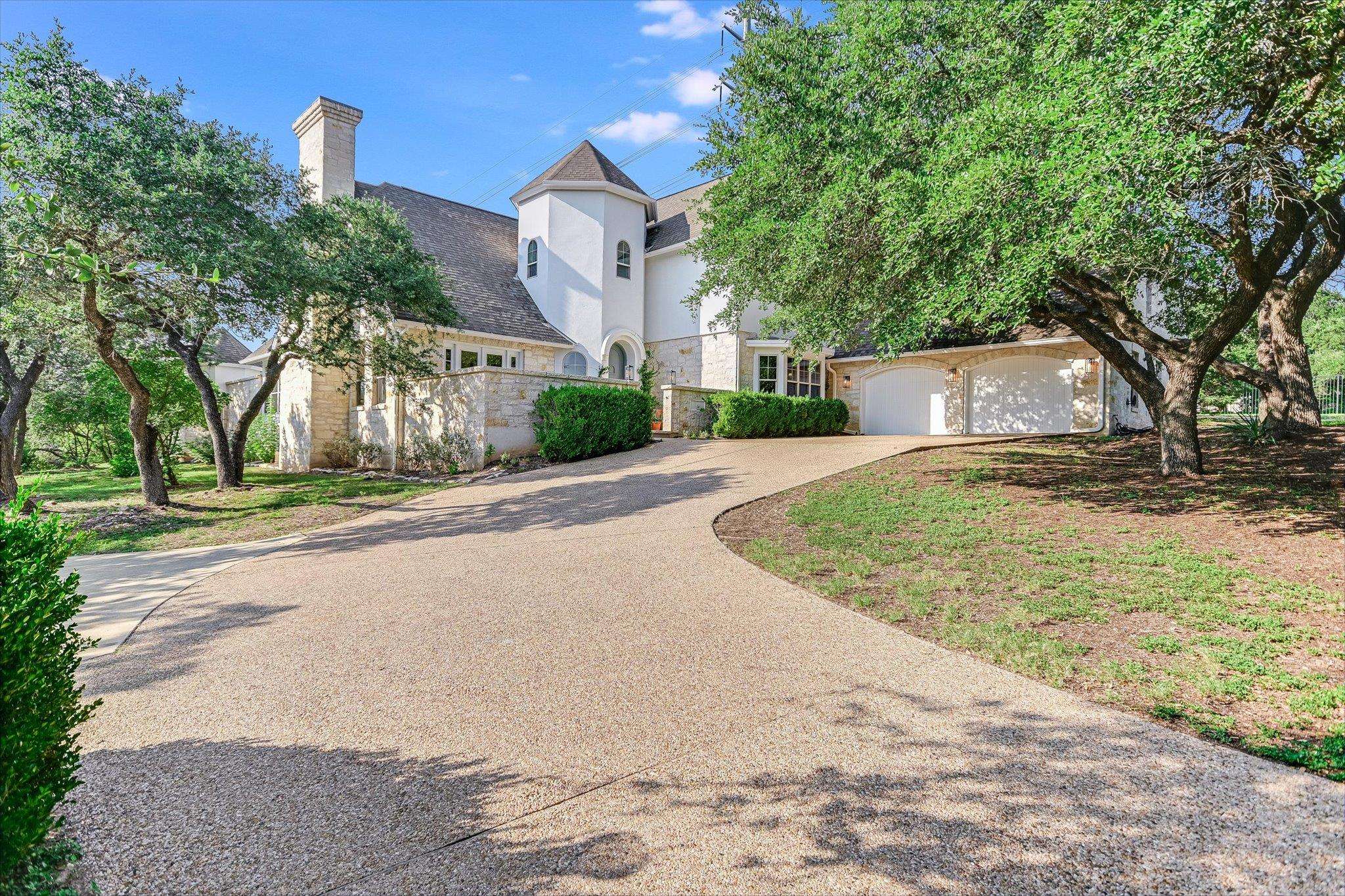 700 Furlong DR, Austin, TX 78746