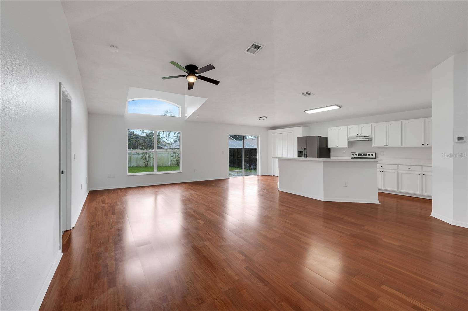 213 VERBENA ST, Davenport, FL 33837
