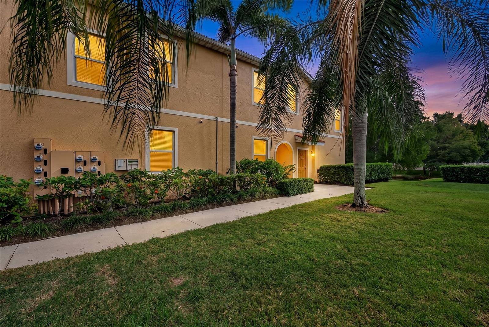 3707 PARKRIDGE CIR #7-106, Sarasota, FL 34243