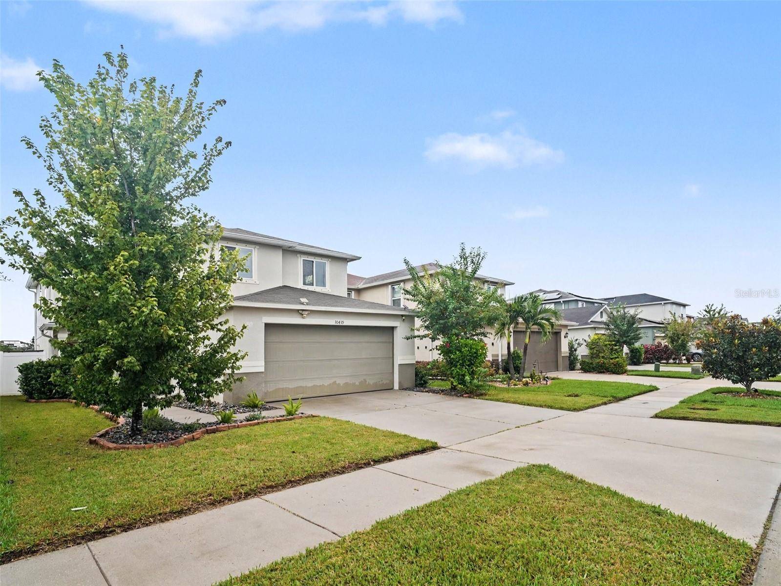 10439 LAGUNA PLAINS DR, Riverview, FL 33578