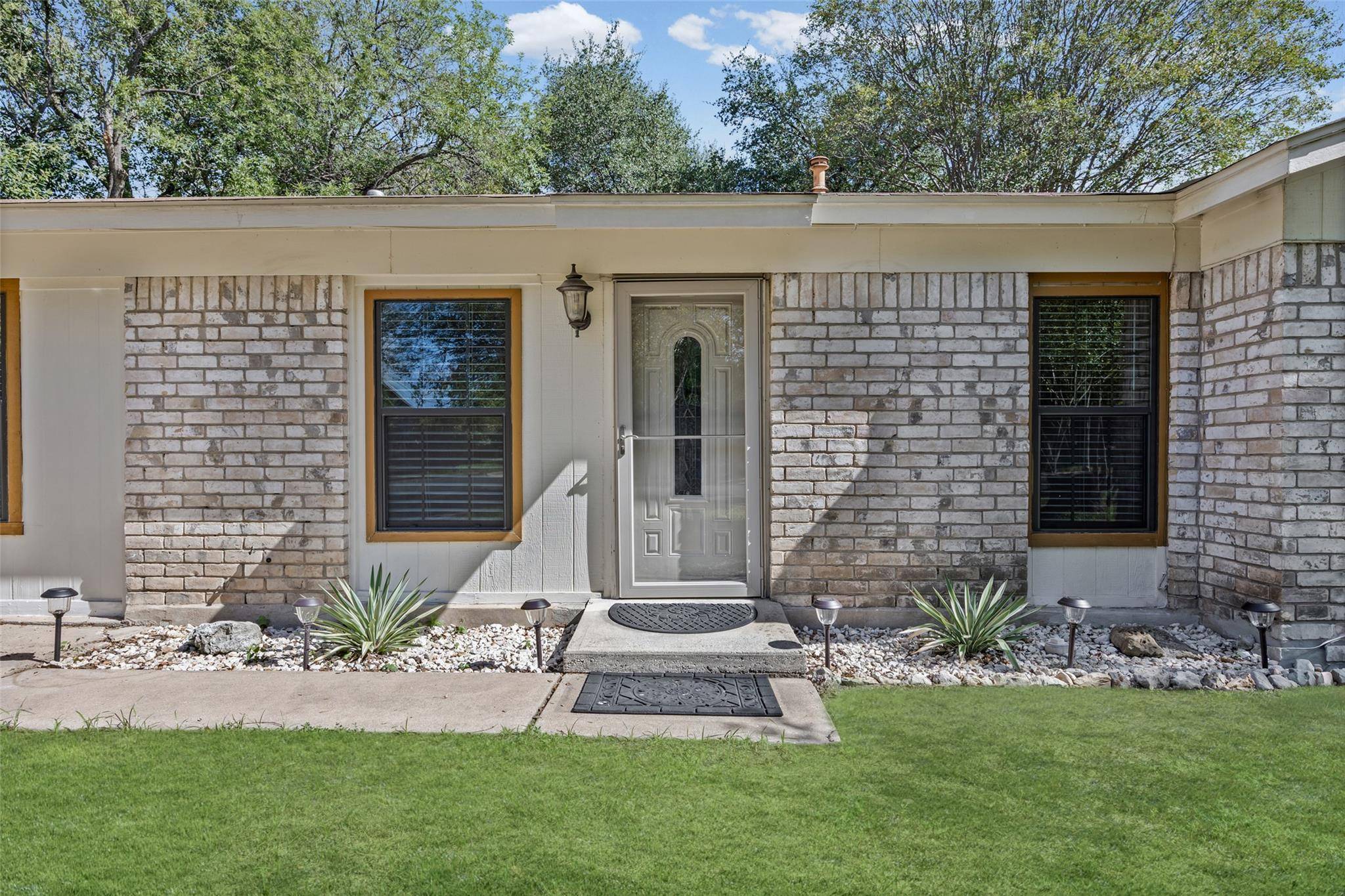 1102 Sahara Ave, Austin, TX 78745
