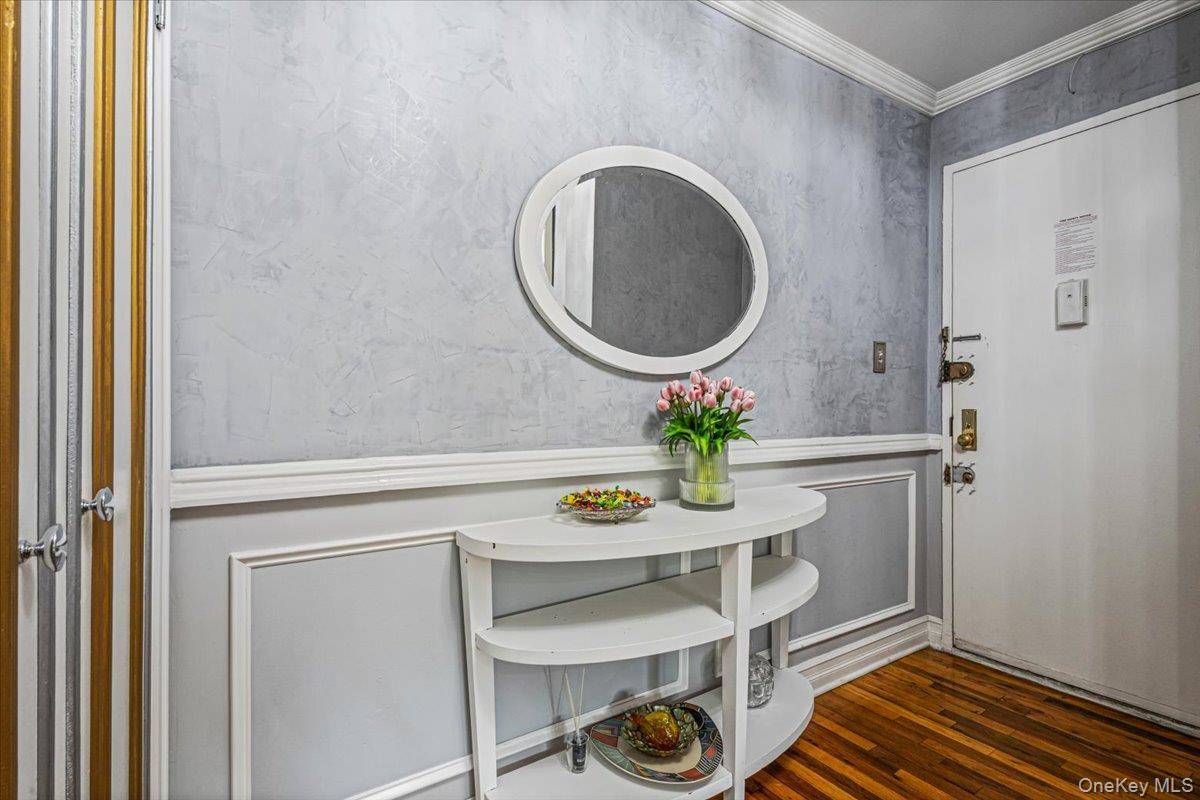 58-03 Calloway ST #6L, Corona, NY 11368