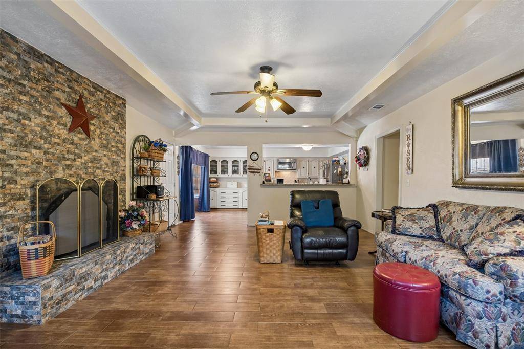 2903 Country Place Court, Carrollton, TX 75006