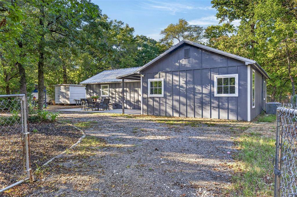 139 Wedgewood Loop, Mabank, TX 75156