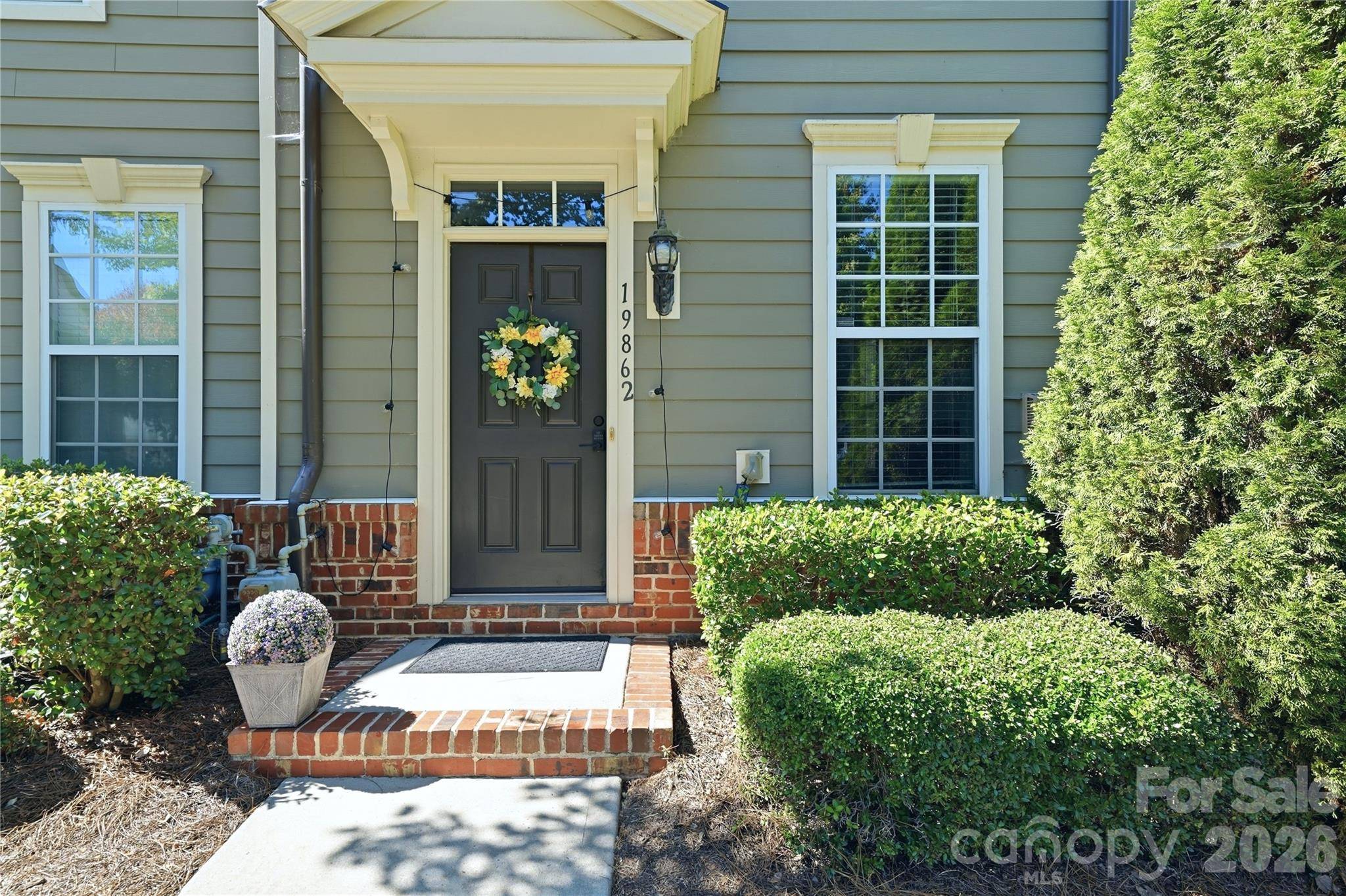 19862 Lamp Lighters WAY, Cornelius, NC 28031
