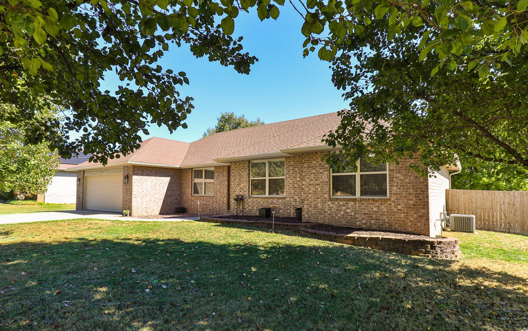 820 Mark ST, Willard, MO 65781