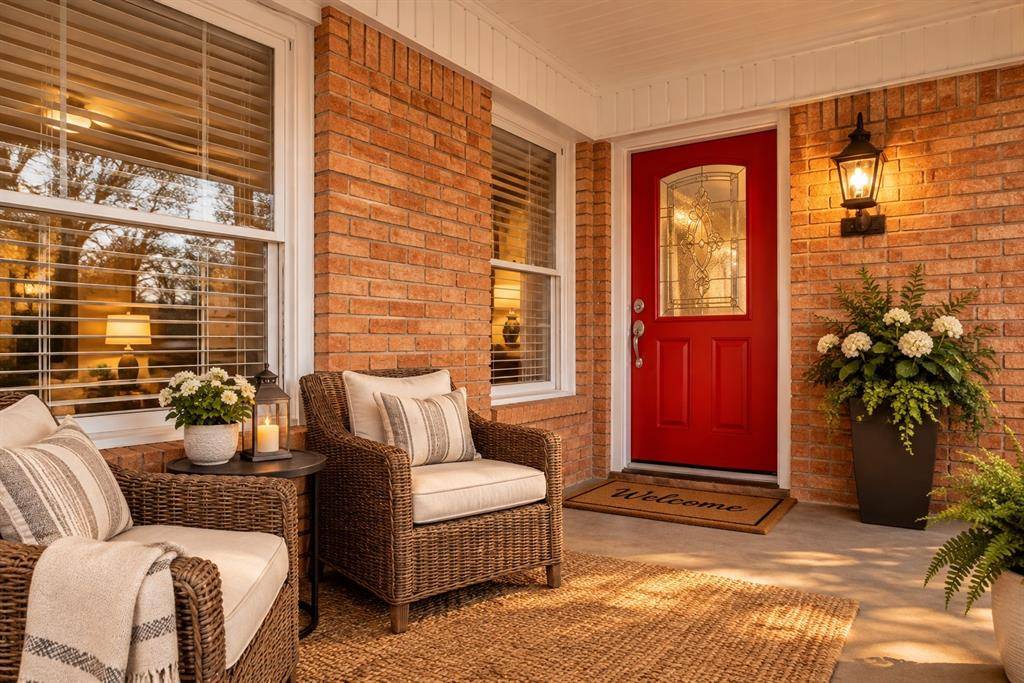 1311 S Edgefield Avenue, Dallas, TX 75208
