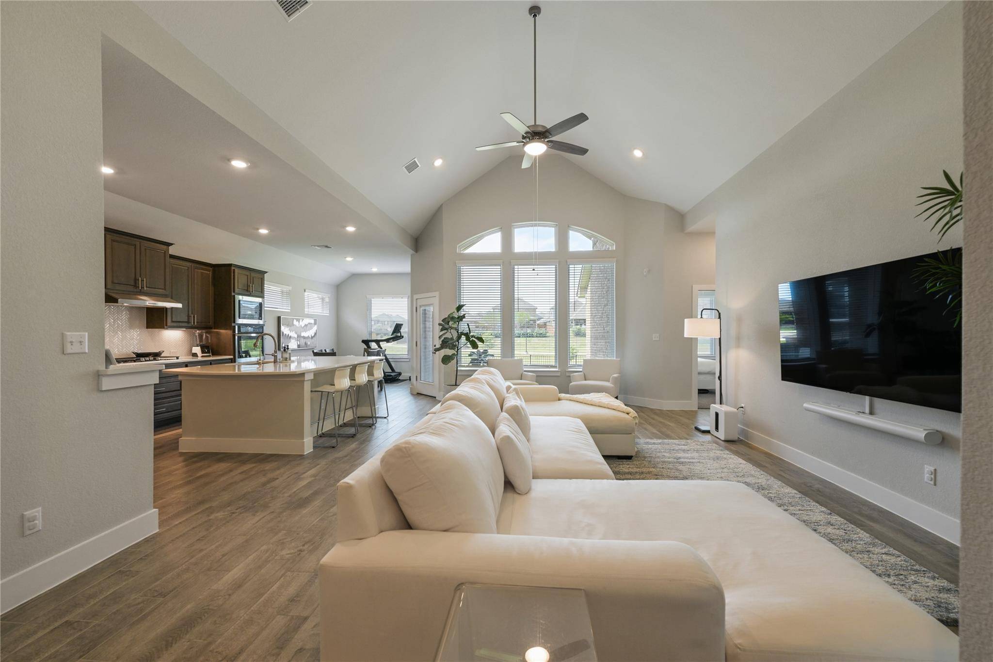 238 Wild Pecan LOOP, Buda, TX 78610