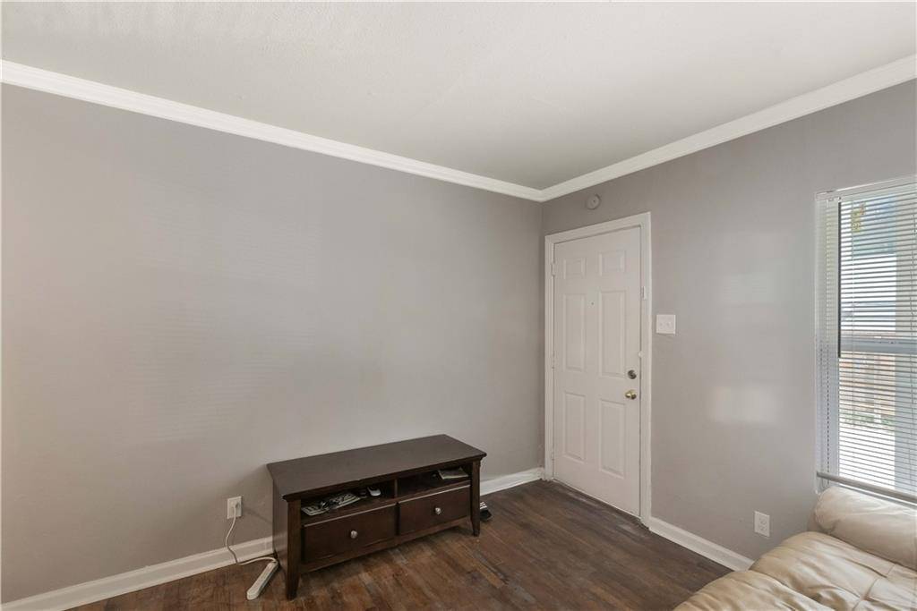 204 E 30th ST #102, Austin, TX 78705
