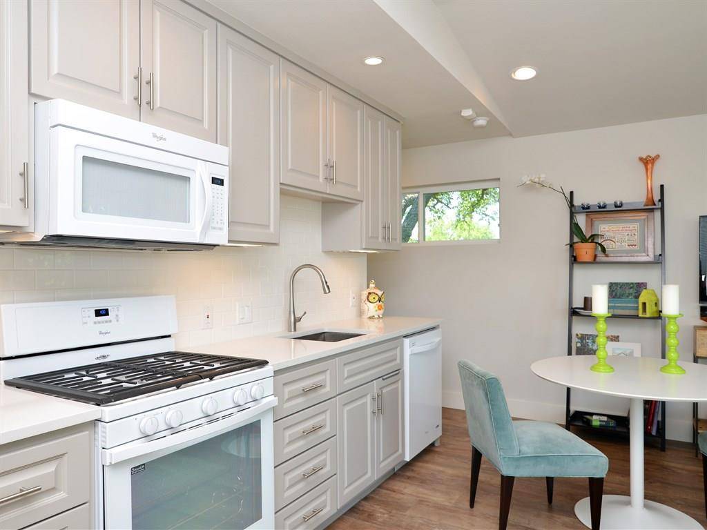 7814 Mullen DR #B, Austin, TX 78757