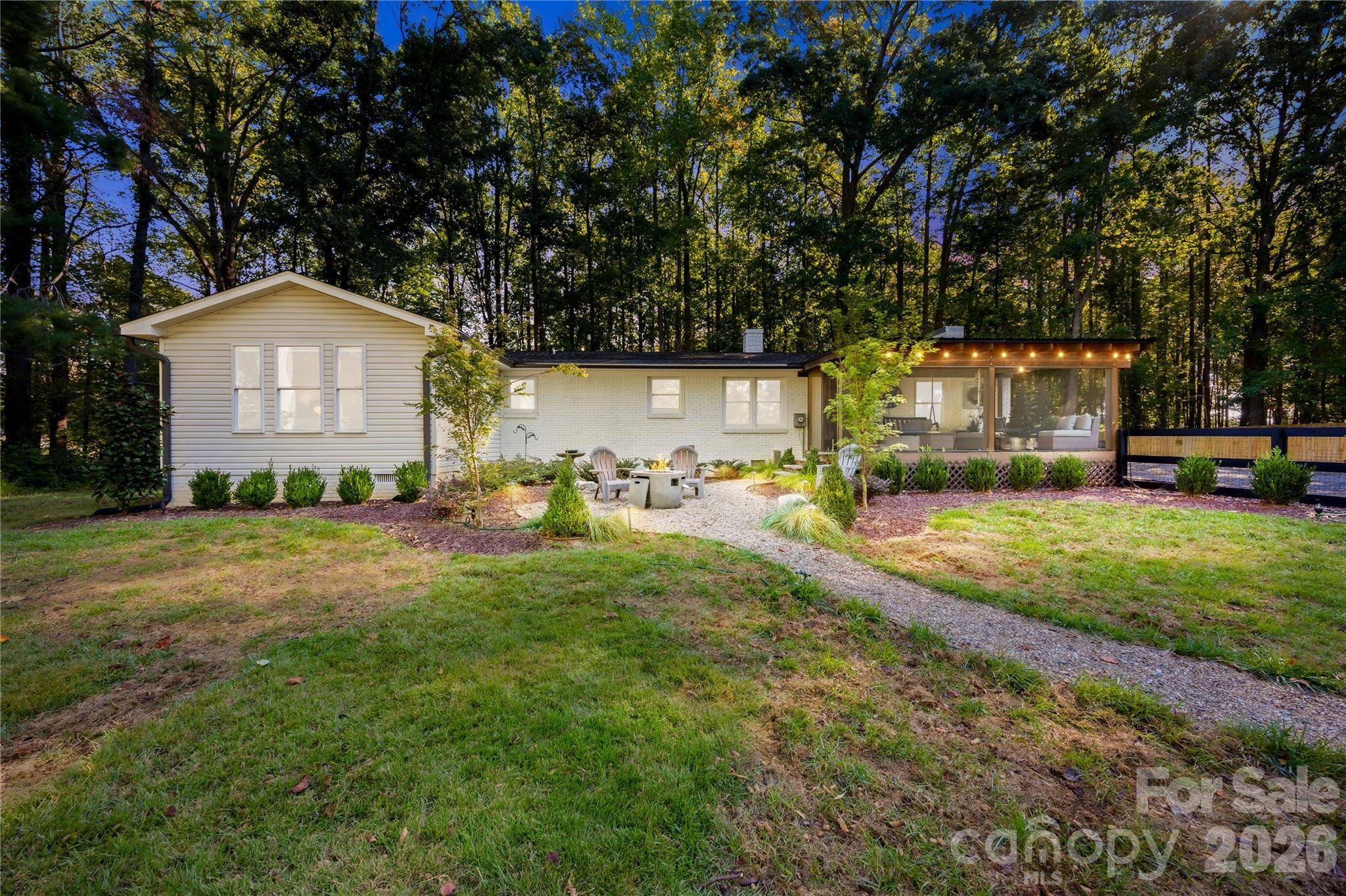 13923 Asbury Chapel RD, Huntersville, NC 28078