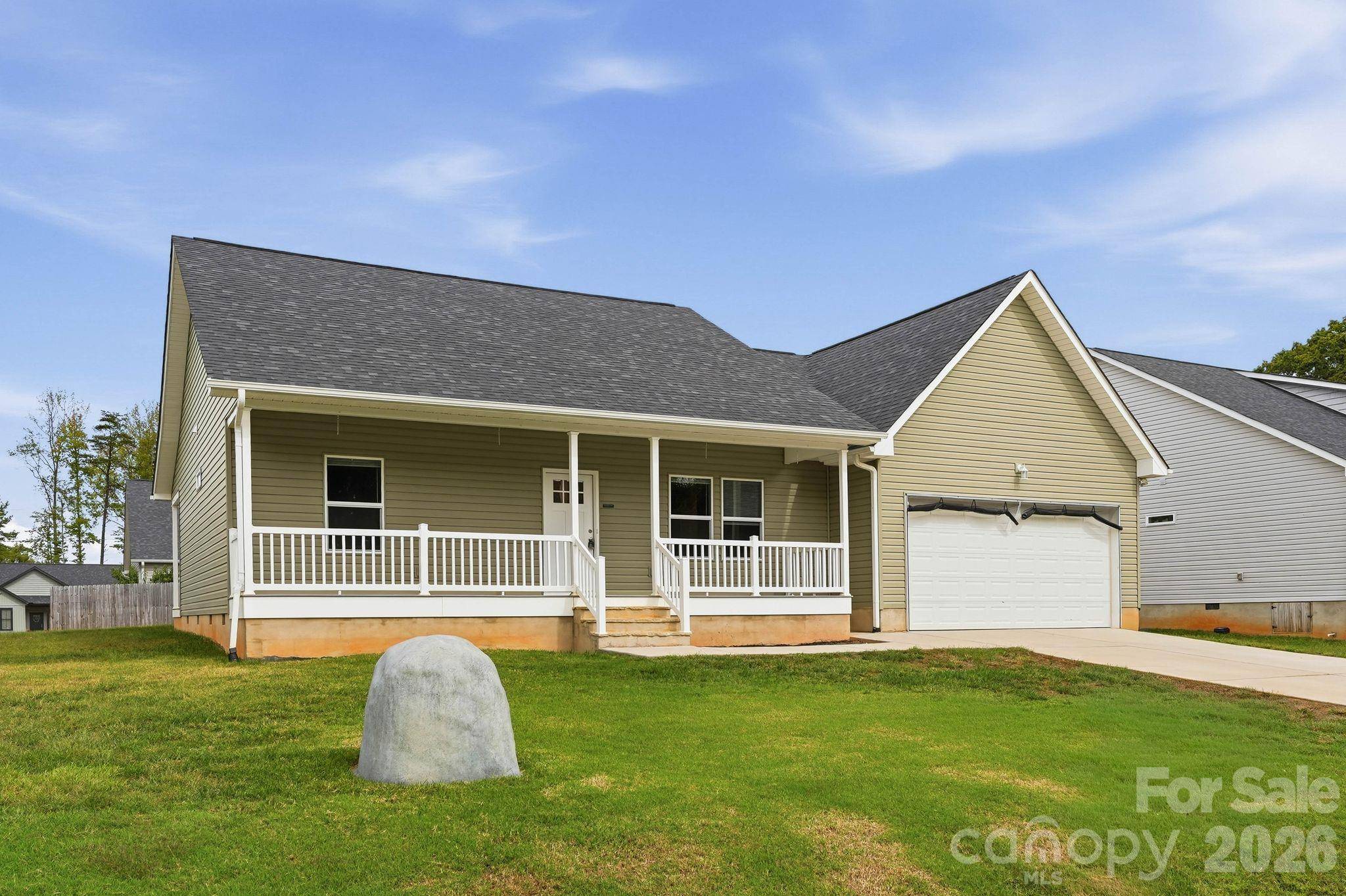 7667 Sarah DR, Denver, NC 28037