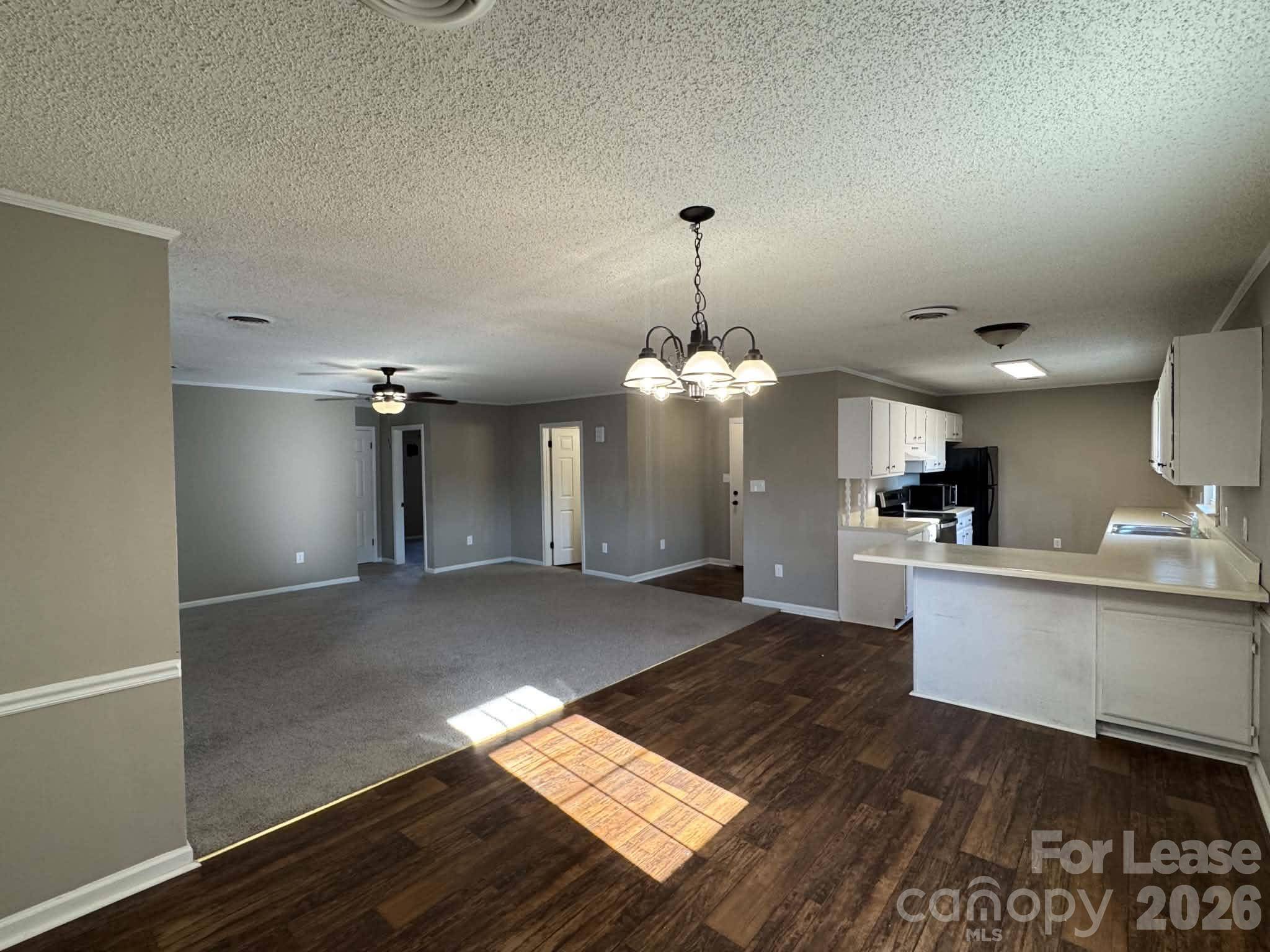 3402 Edgefield RD, Greensboro, NC 27409