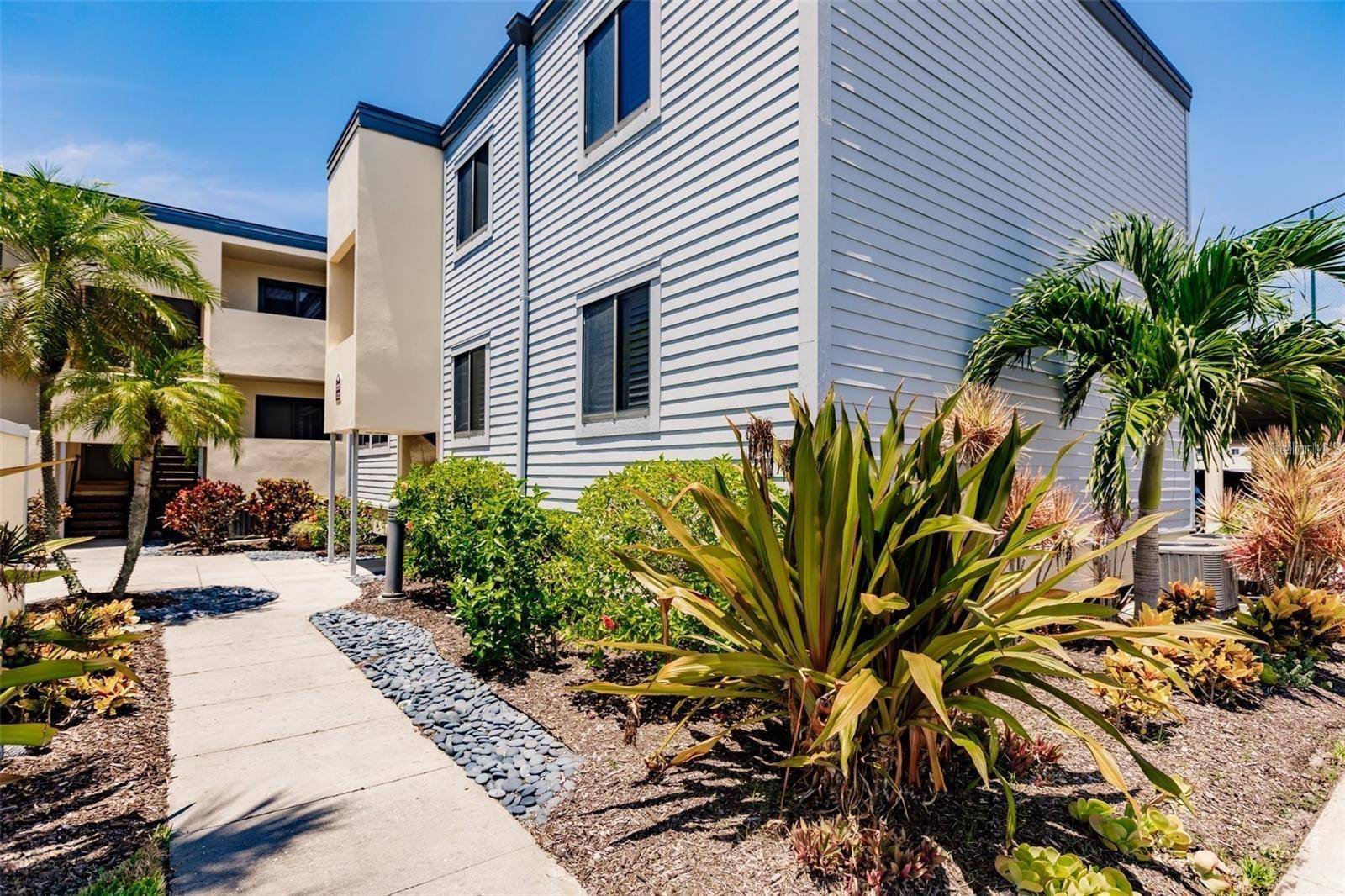 700 GOLDEN BEACH BLVD #222, Venice, FL 34285
