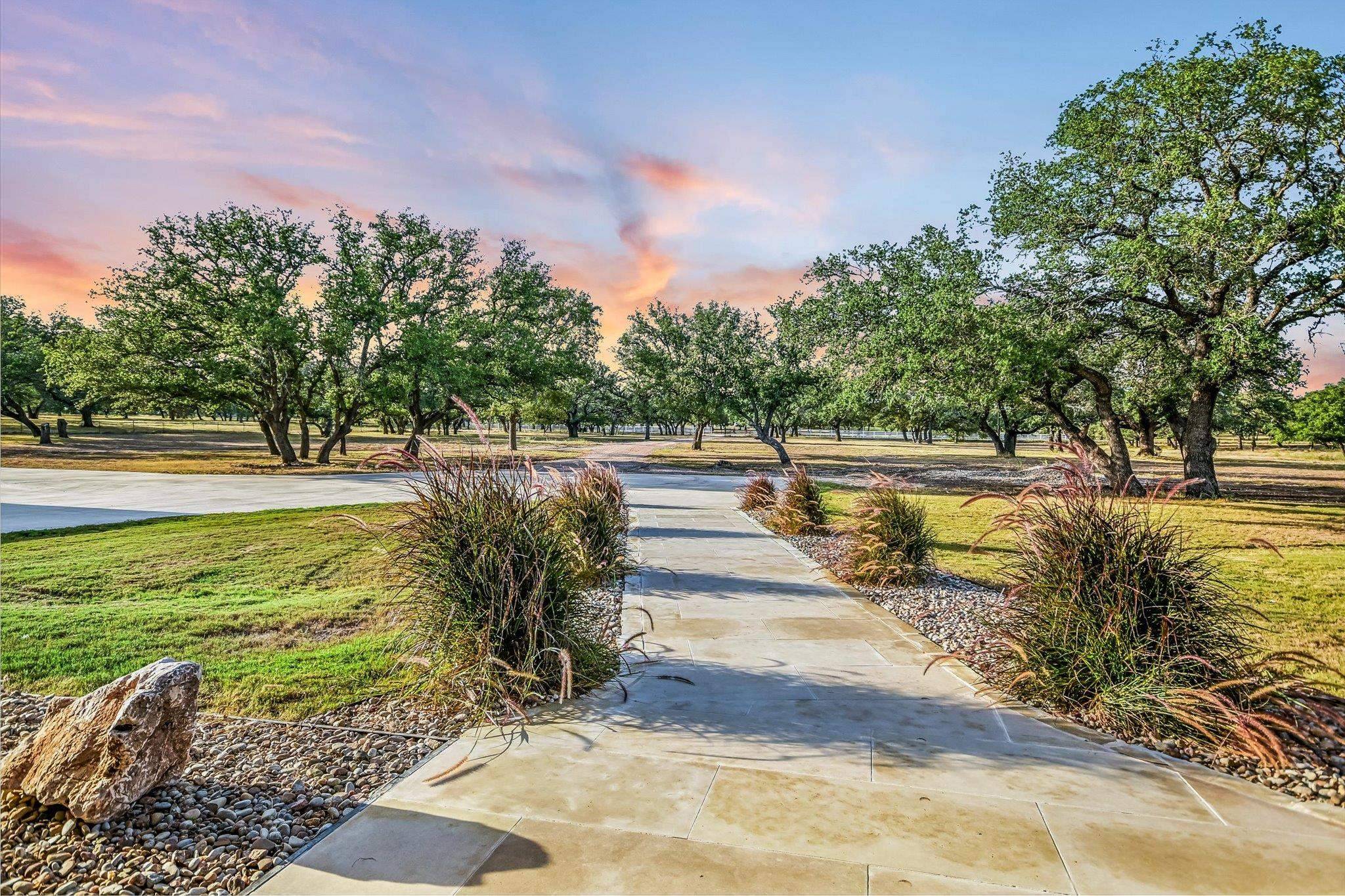 1295 S Park Rd 4, Burnet, TX 78611