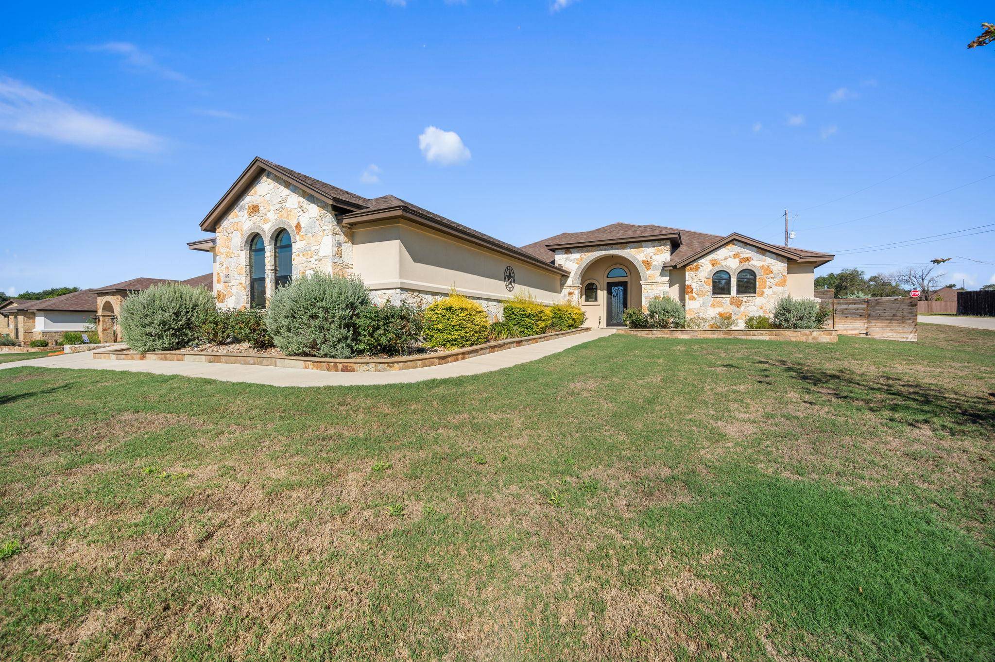307 Bluestem CV, Georgetown, TX 78633