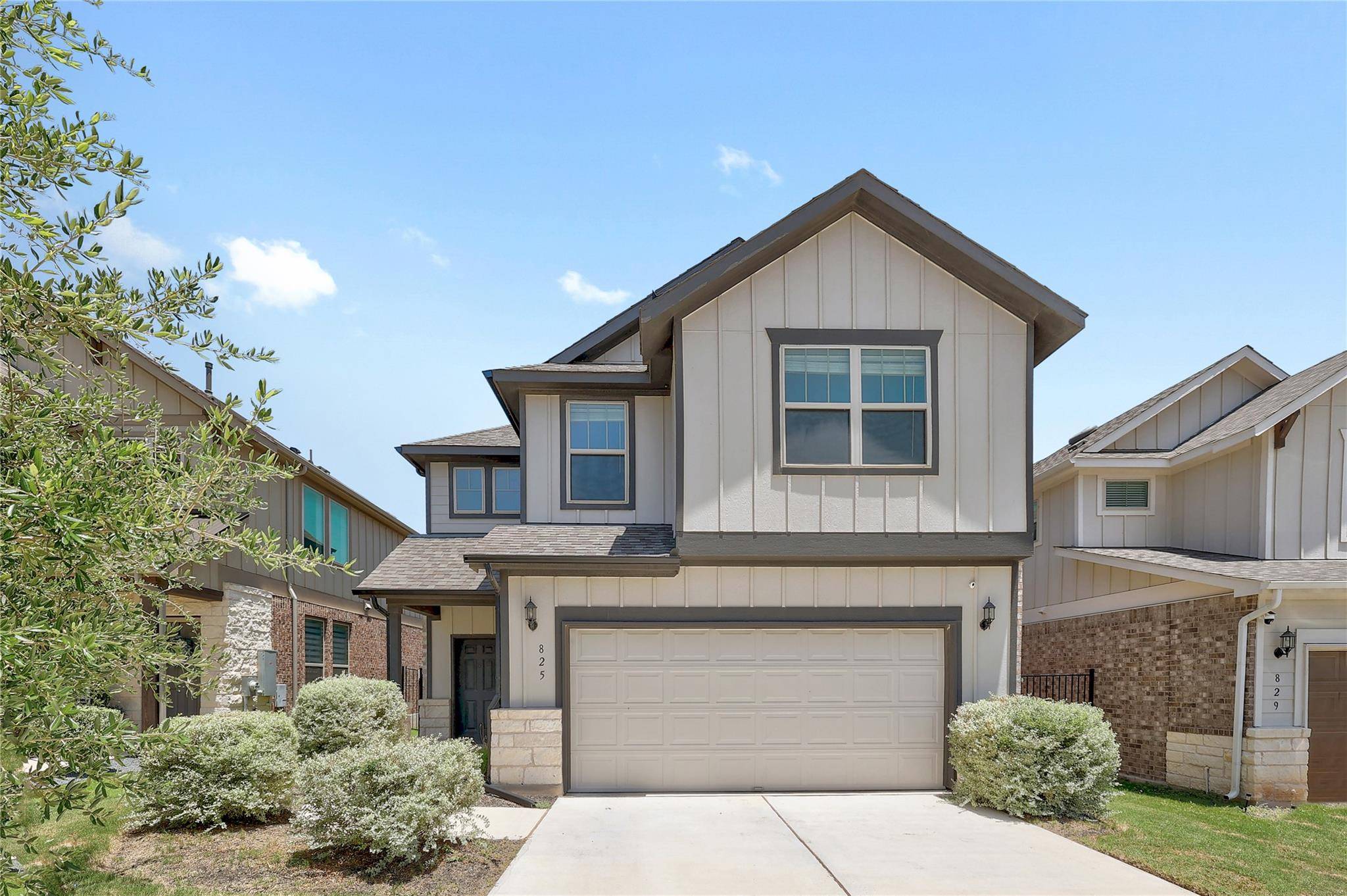 825 Olinda WAY #A, Liberty Hill, TX 78642