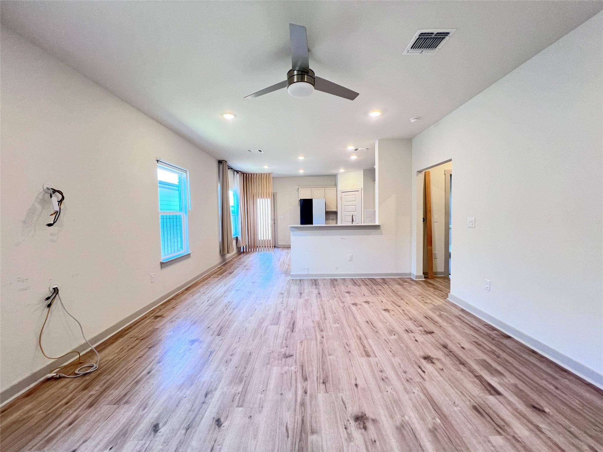 2108 Daleside LN, Austin, TX 78754