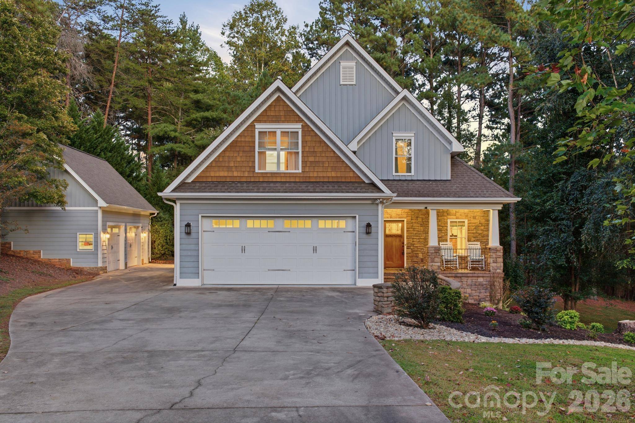 5596 Bridgewater DR, Granite Falls, NC 28630