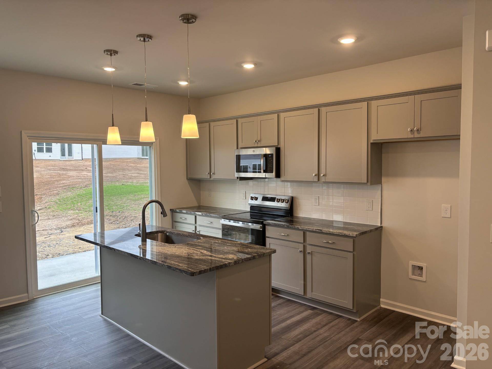 3604 Teslow DR #33, Charlotte, NC 28215