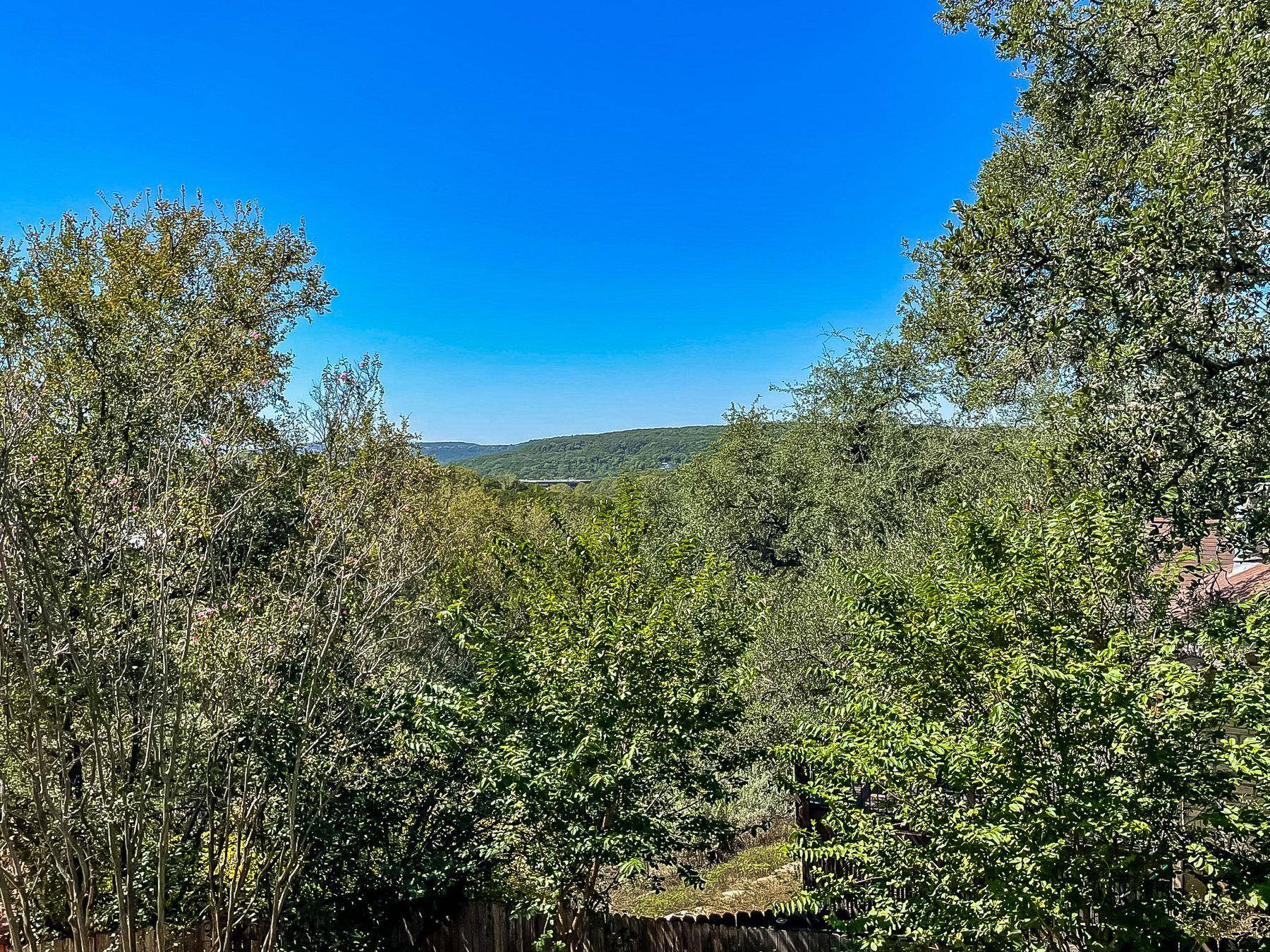 5203 Doe Valley LN, Austin, TX 78759