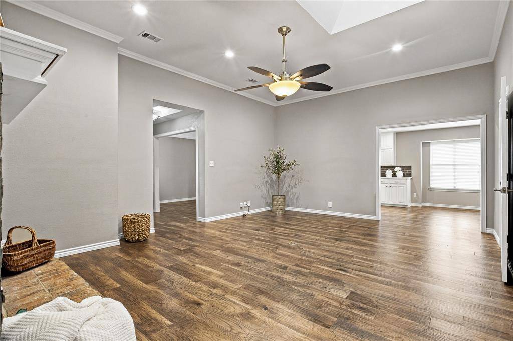 2708 Citadel Drive, Arlington, TX 76012
