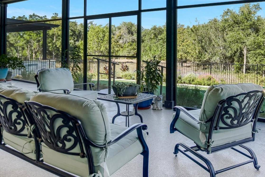 110 Diamond Point RD, Georgetown, TX 78633