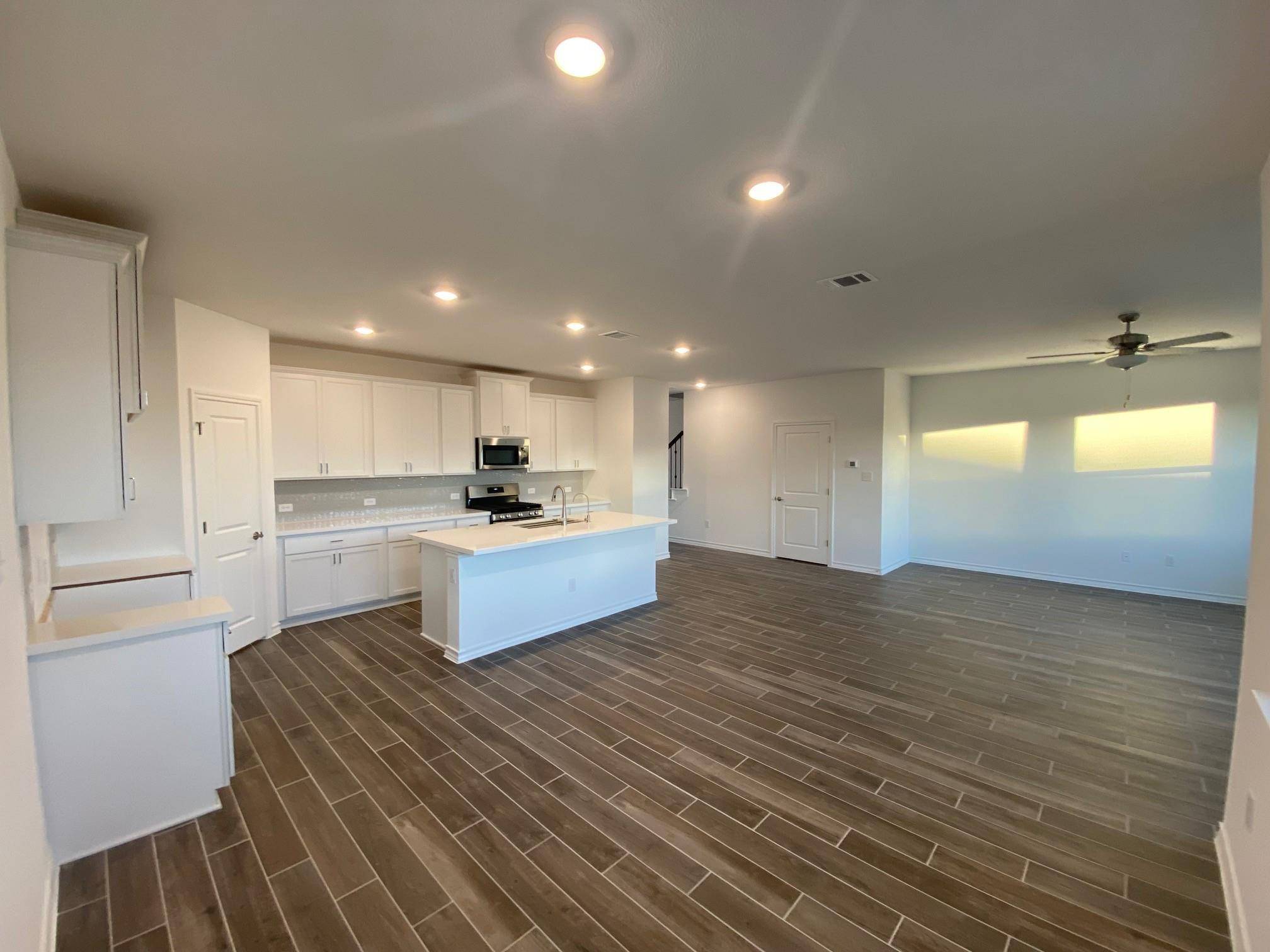 270 Pepperbark LOOP, Buda, TX 78610