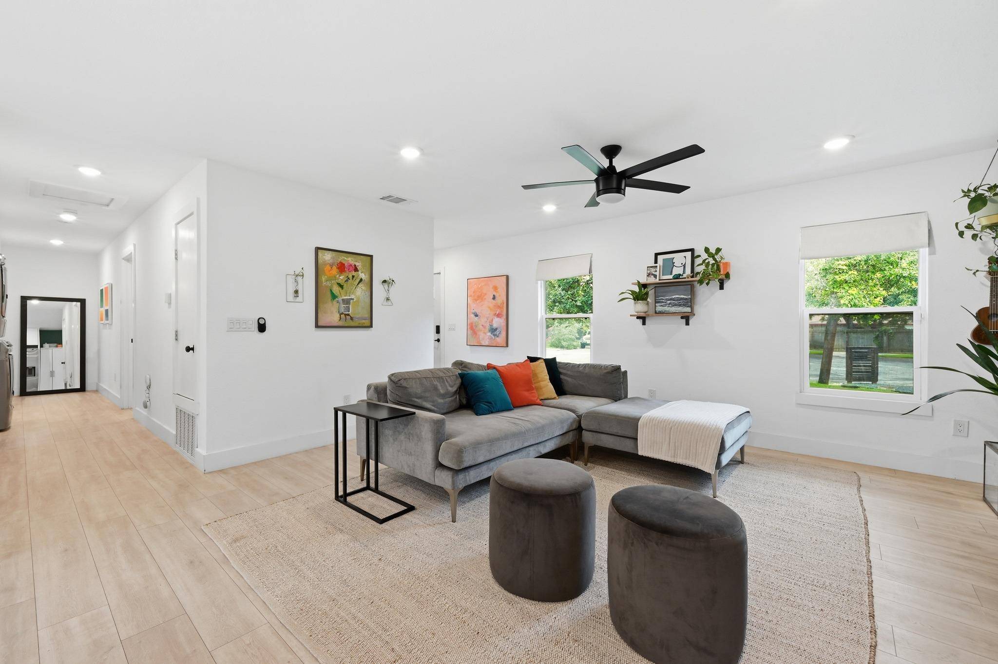 1406 Camelot CIR #1, Austin, TX 78745